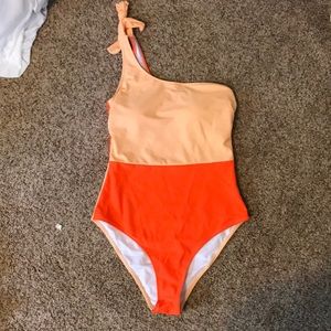 NEW shoulder tie one piece swimsuit